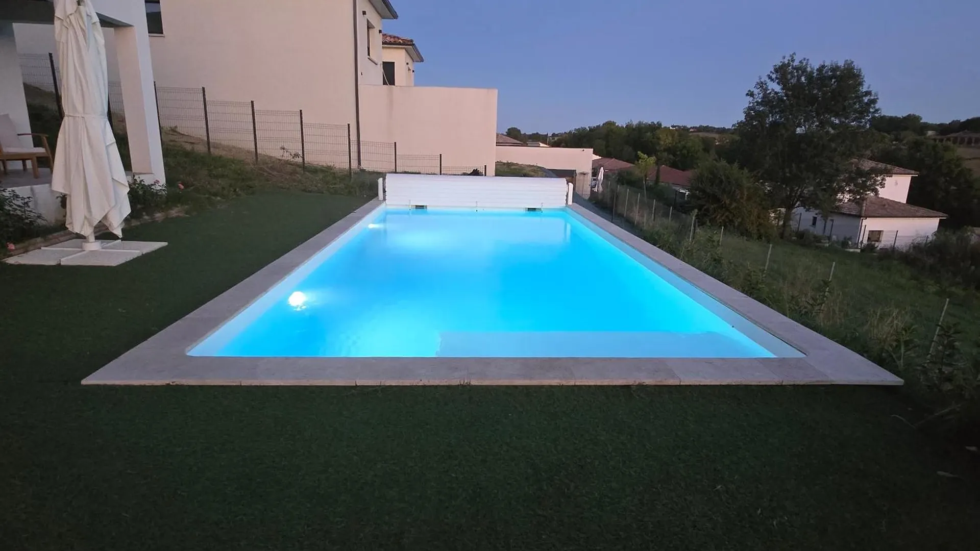 Coteaux En Vue Duo Daire Aureville